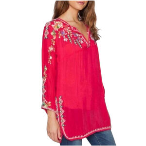 Johnny Was Vanessa Floral Embroidered Tunic Top Medium Long Sleeve RedREAD